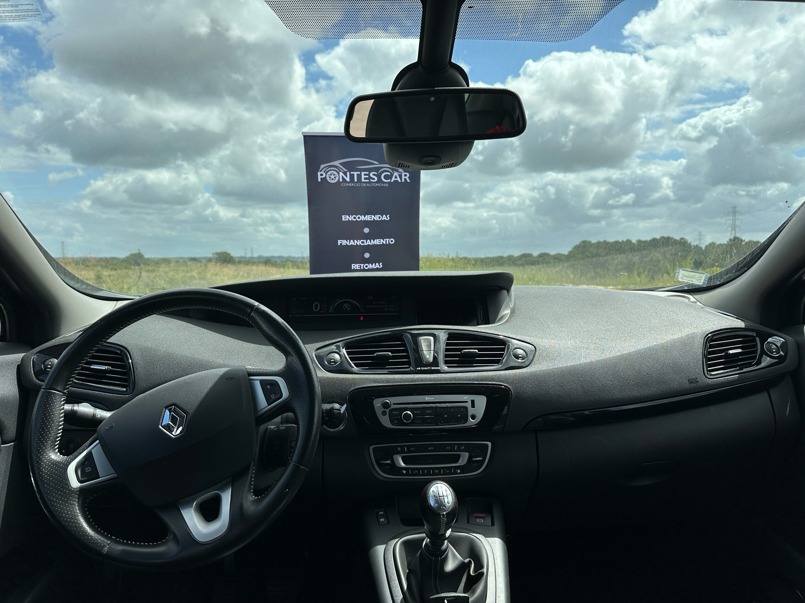 
								Renault – preto full									