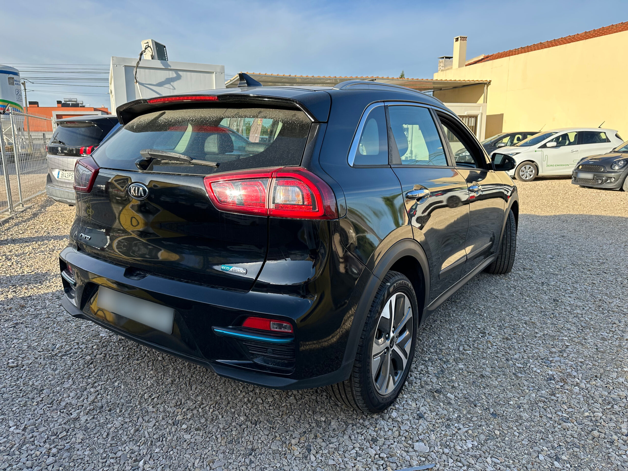 
								KIA E-Niro full									