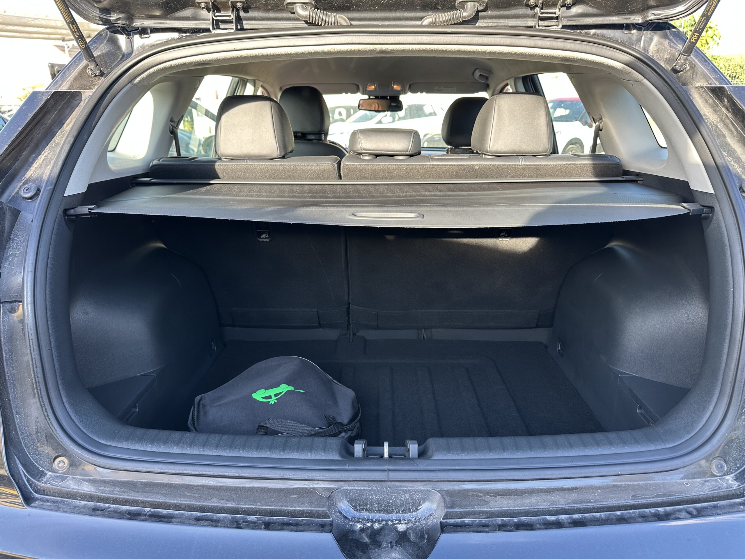 
								KIA E-Niro full									