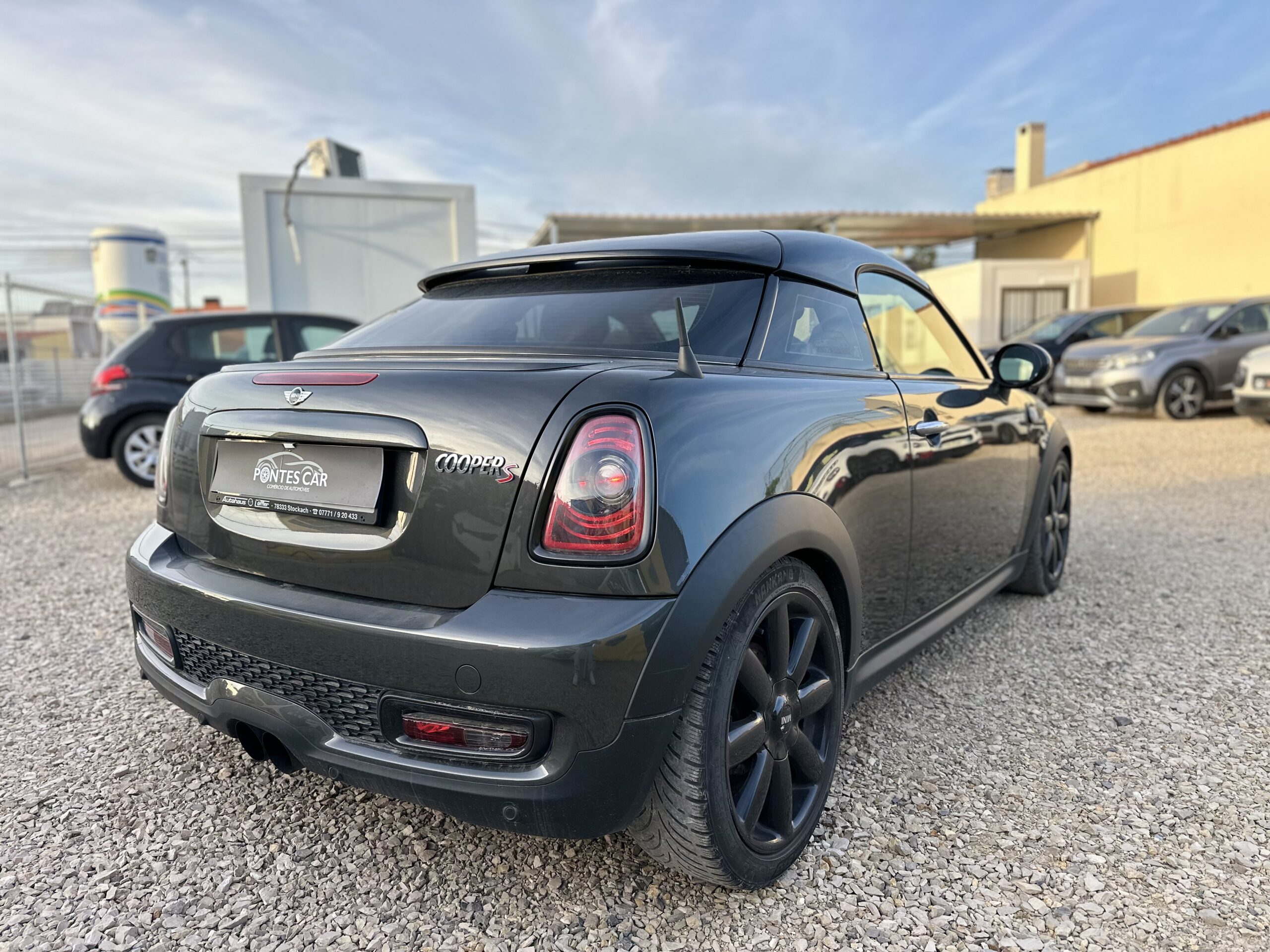 
								Mini Cooper full									